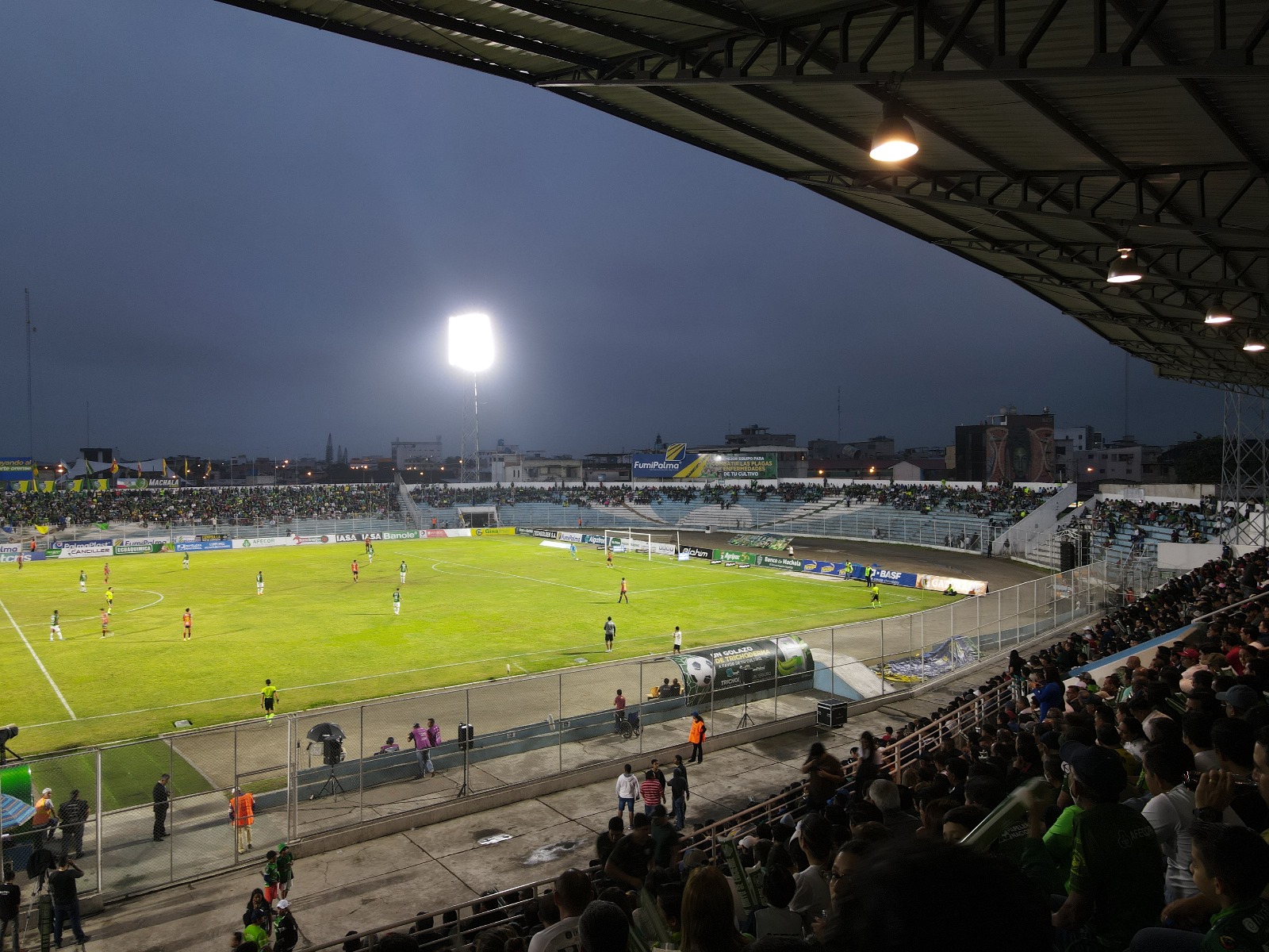 Soccer Field Lighting /Stadium Lighting at De Mayo Machala,Ecuador